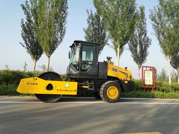 中小型壓路機(jī)的施工技巧有哪些？